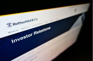Rothschild & Co to delist from stock exchange